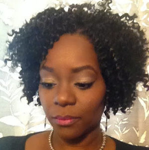 Meet your Posher, Mimi